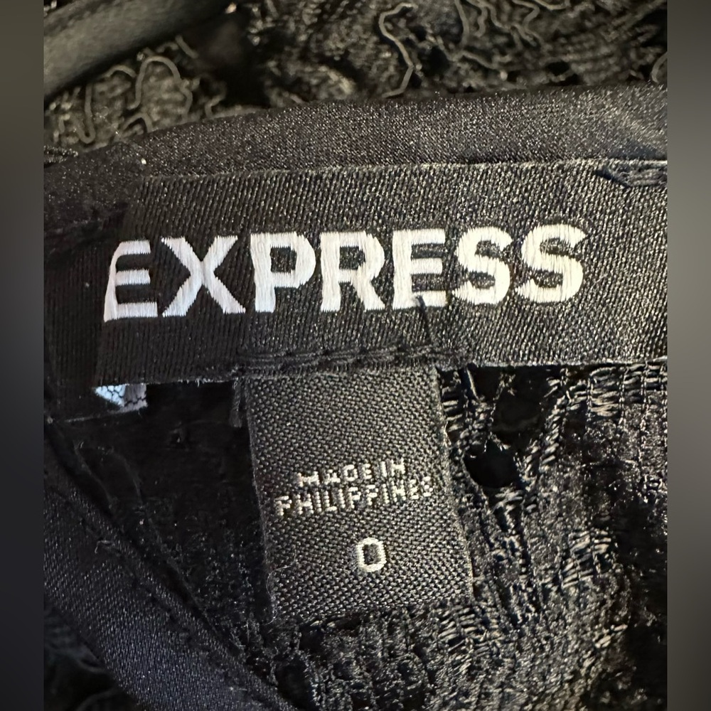 Express Dress - Picture 5 of 8